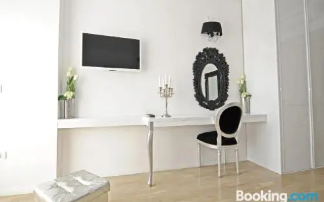 Tinel Superior Residence