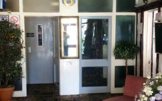 White Lodge In