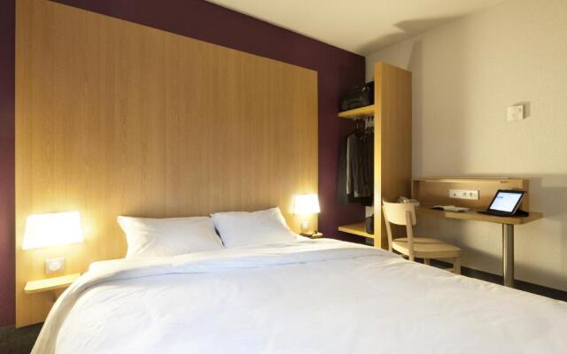 B&B HOTEL Reims Centre Gare