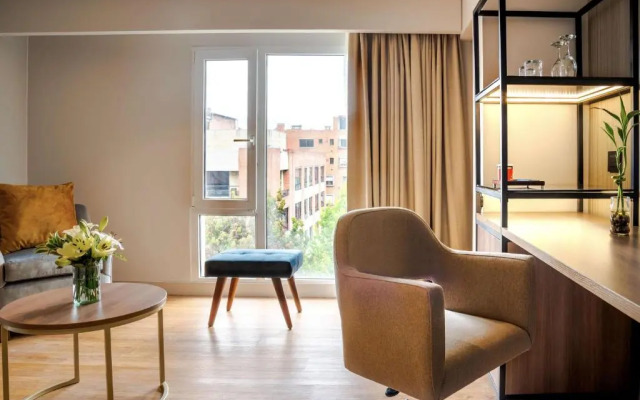 NH Bogotá Pavillon Royal Hotel