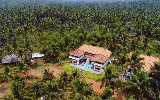 Paraikal Beach Resort