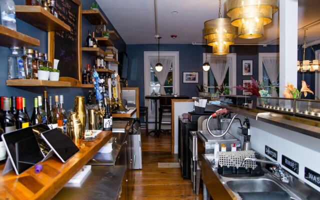 The Colonial Inn, an Ascend Collection Hotel