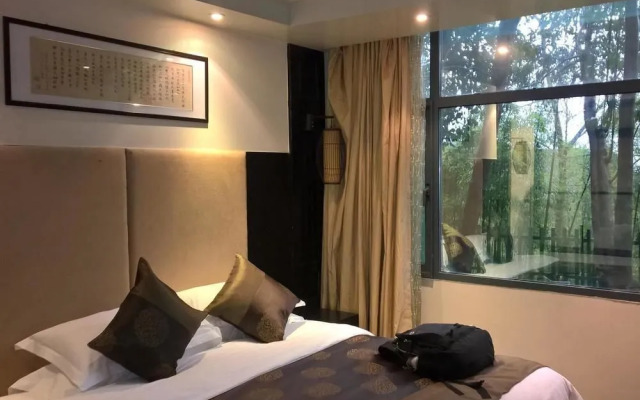 Wudangshan Dayue Hotel