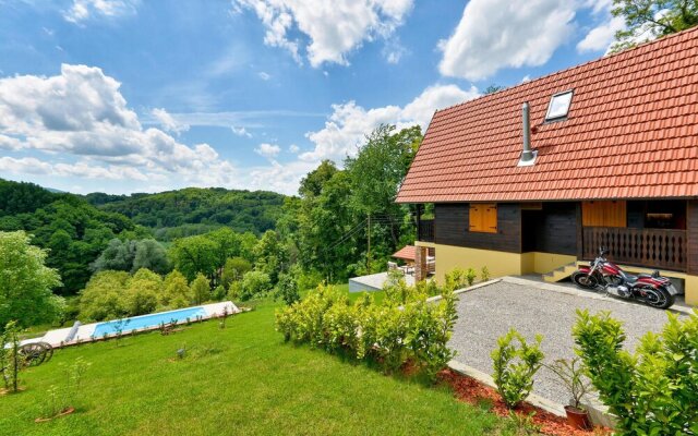 Awesome Home in Stubicke Toplice With 2 Bedrooms, Wifi and Outdoor Swimming Pool