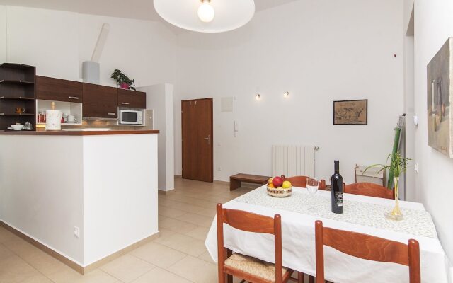 Apartments Levan Ceja