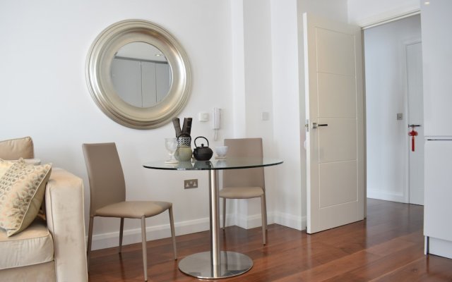 Flat In Central London
