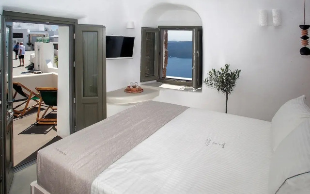 Antithesis Apartments