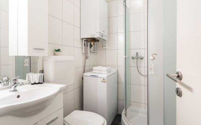 Modern Apartment few Steps From Main Square!