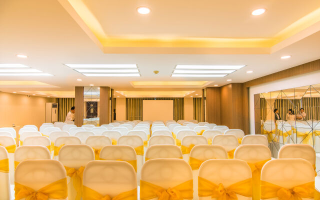 Asia Paradise Hotel