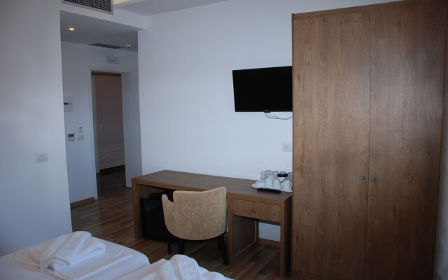 Bianco Hotel