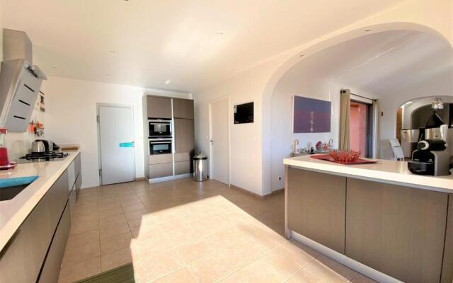 Jolie villa climatisee proche des plages de Pinarello et San Ciprianu