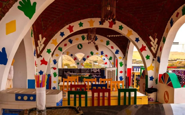 Onaty Ka Guest House