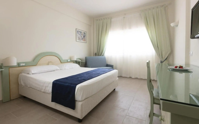 Summit Hotel