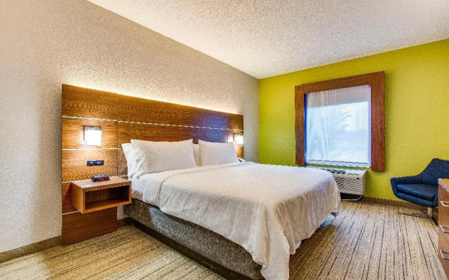 Holiday Inn Express Vincennes