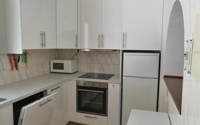 3 bedroom Spacious Apartment