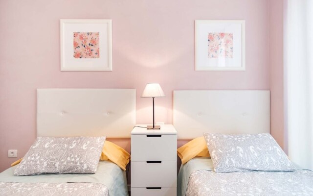 Stylish + Chic City Ap. *WiFi *Netflix
