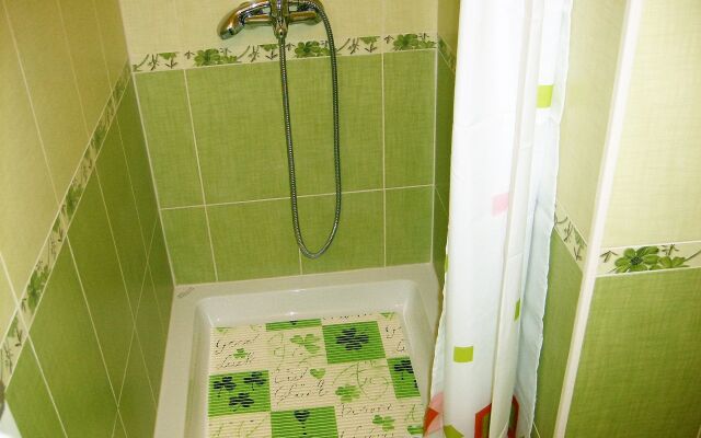 Apartment Ivan - with parking : A4 Omis, Riviera Omis