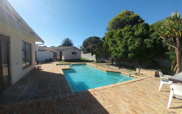 Blouberg Beach Retreat
