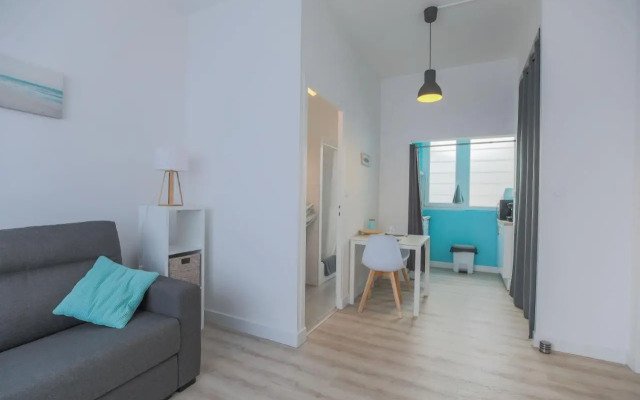 studio marine 100m plage