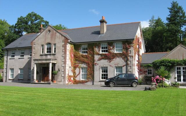 Necarne Manor Guest Accommodation