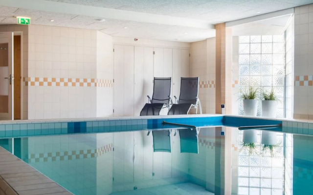 De Zon Hotel & Restaurant by Flow