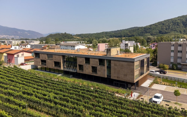 Modern, Simple and Super-equipped Style Apartment