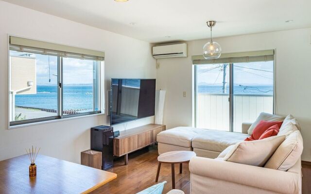 Oceanfront Villa Hale Kahakai