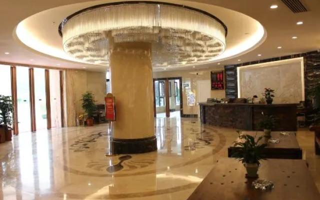 Longfeng Sports Theme Hotel