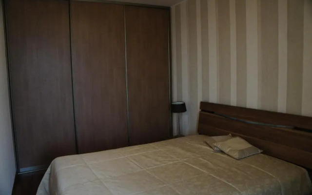 Lyra Apartments