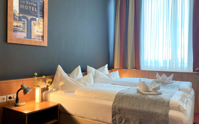 Amedia Express Passau Trademark Collection by Wyndham
