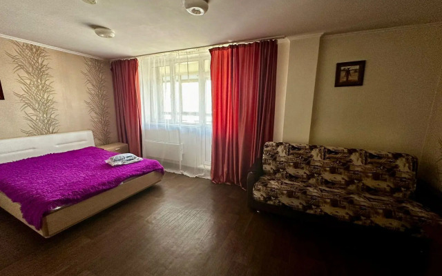 Апартаменты на улице Авиаторов 38