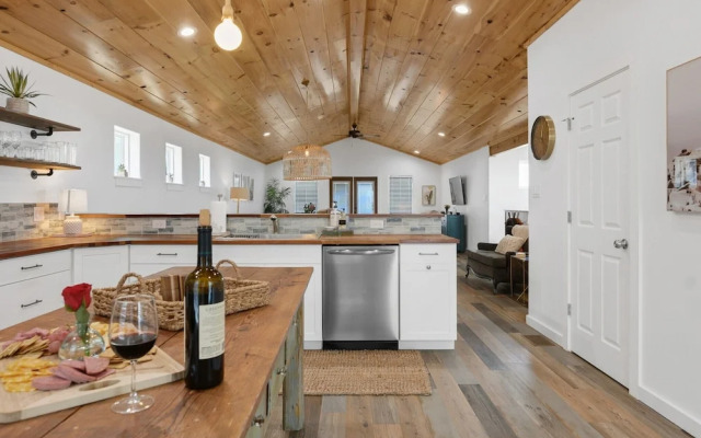 Marvelous Beach Home 2min From Beach