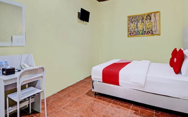 OYO 92206 Maharani Guest House Syariah