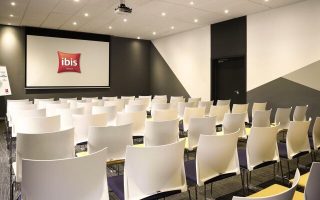 Ibis Stupino