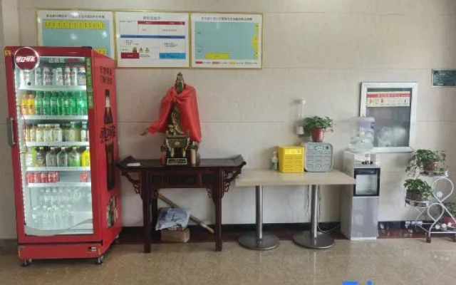Sunshine Hotel (Yuncheng Wanda Plaza Central Hospital)