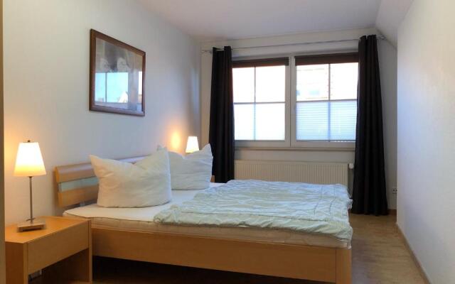 Martha_Mueller_Graehlert_Weg 8 Wg_7