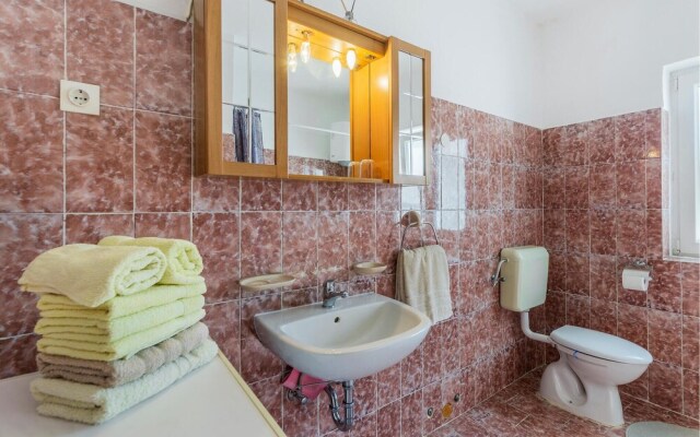 Awesome Home in Pula With Wifi and 2 Bedrooms