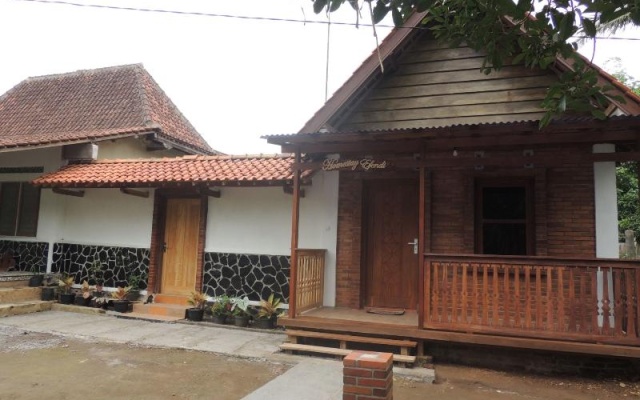 Homestay Effendi Borobudur by Ndalem Beong by ZUZU – Outside – Borobudur