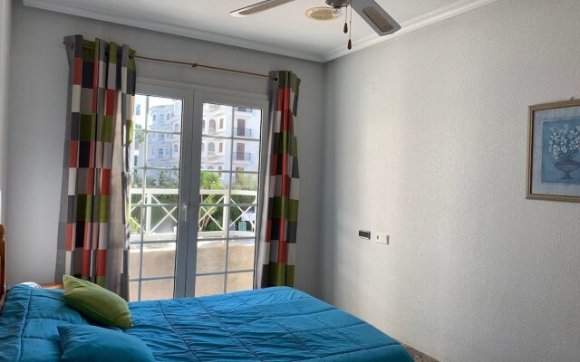 Sunny apartment in Albir el Point