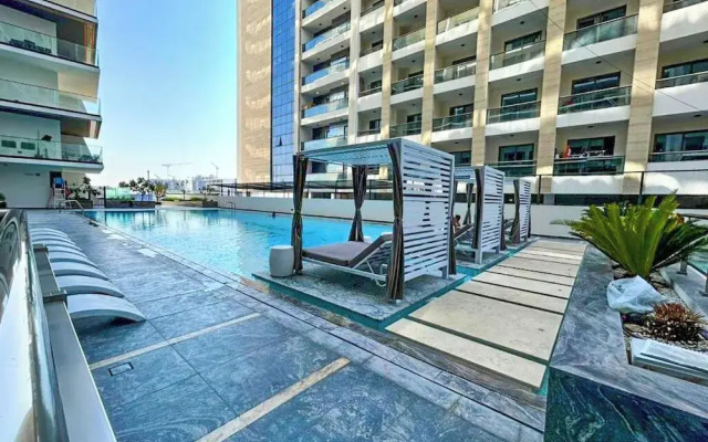 Bloomfields Stylish 1Br Binghatti Creek