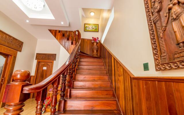 Aniza Angkor Villa