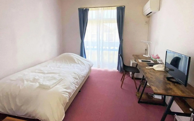 Shimojishima Coral Hotel (Irabujima)