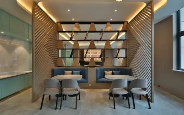 Orange Hotel Select (Jiaxing Jiangnan Moer)