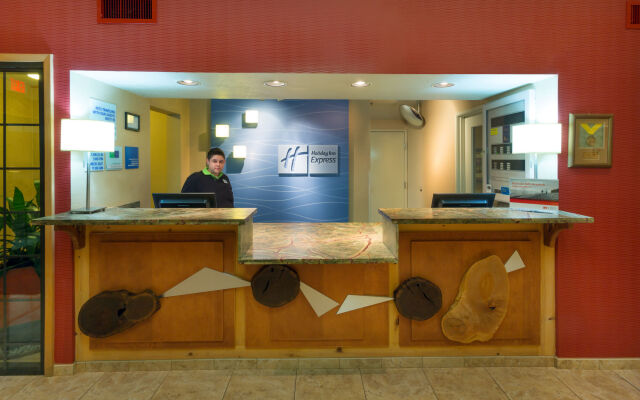 Holiday Inn Express Grants Pass by IHG