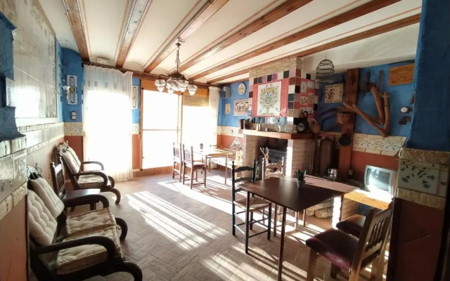 A la Sombra de la Torre