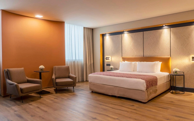 NH Collection Mexico City Airport T2