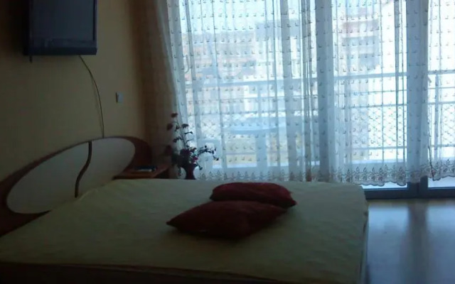 Elizabeth Apartments