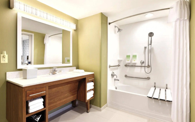 Home2 Suites by Hilton Orlando/International Drive South