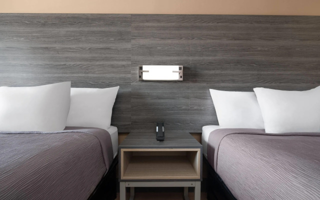 Baymont by Wyndham Commerce GA Near Tanger Outlets Mall