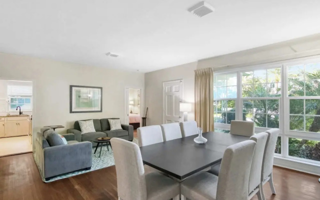 Sun, Shells and Seaspray w/ Lanai